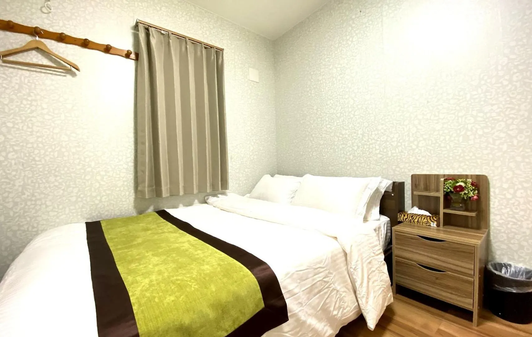 46-Shinjuku Resort House Токио