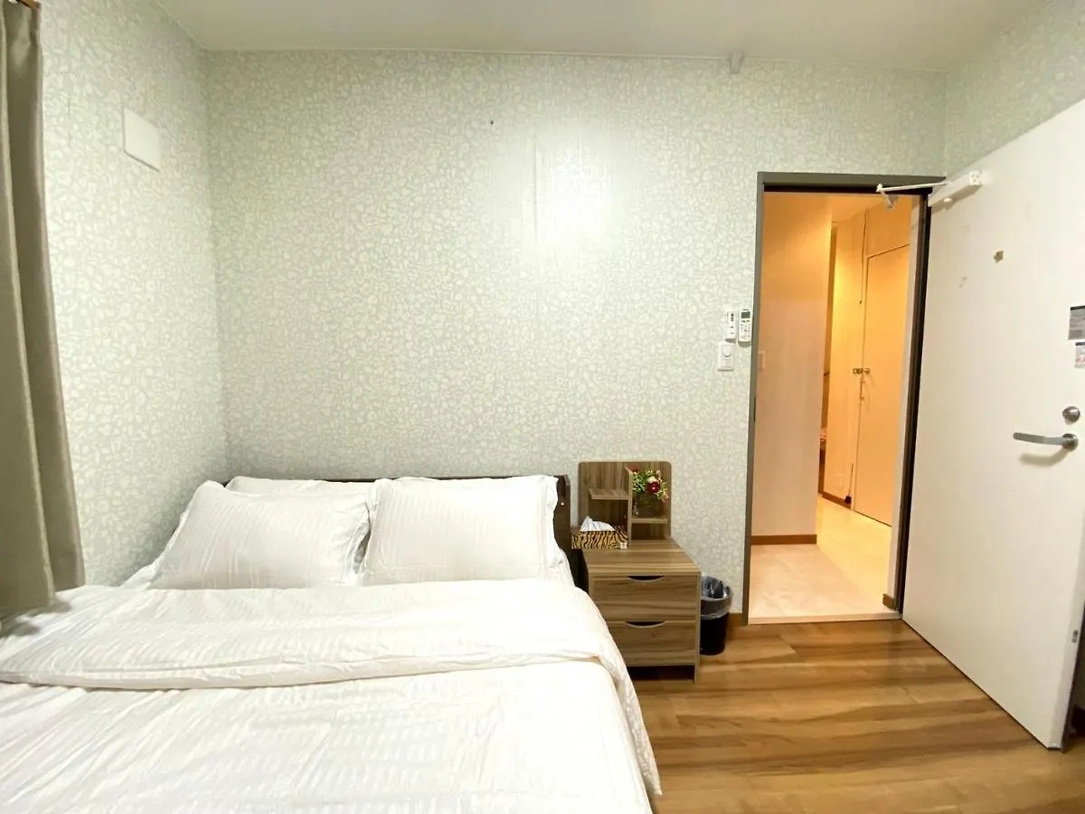 46-Shinjuku Resort House Tokyo 0*,